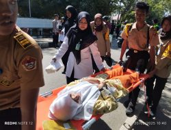 Tingkatkan Kesiapsiagaan, Yayasan Geutanyoe Gelar Simulasi Gempa Bumi di SMA Kartika Banda Aceh