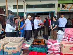 Bupati Tarmizi Bantu Warga Aceh Barat Terdampak Bencana Angin Puting Beliung