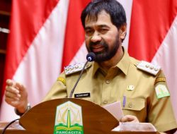 Gubernur Aceh Luncurkan Instruksi Shalat Berjamaah dan Gerakan Aceh Berwakaf