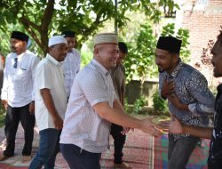 Bupati Ayahwa Melayat ke Rumah Duka Korban Pembunuhan oleh Oknum TNI AL