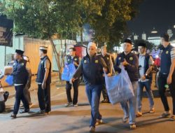 Sahur On The Road Ditreskrimsus Polda Aceh, Sasar Tukang Becak Hingga Pemulung