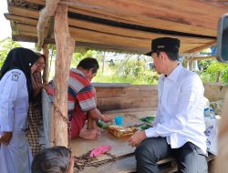 Komitmen Bupati Tarmizi Tingkatkan Derajat Kesehatan Masyarakat Aceh Barat Hingga ODGJ Tak Boleh Dipasung Komitmen Bupati Tarmizi Tingkatkan Derajat Kesehatan Masyarakat Aceh Barat Hingga ODGJ Tak Boleh Dipasung