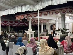 Bupati Tarmizi Jamu Pelajar Asal Malaysia