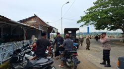 Tim Gabungan Tertibkan Remaja di Waduk Pusong, Antisipasi Balap Liar Saat Shalat Jumat Tim Gabungan Tertibkan Remaja di Waduk Pusong, Antisipasi Balap Liar Saat Shalat Jumat