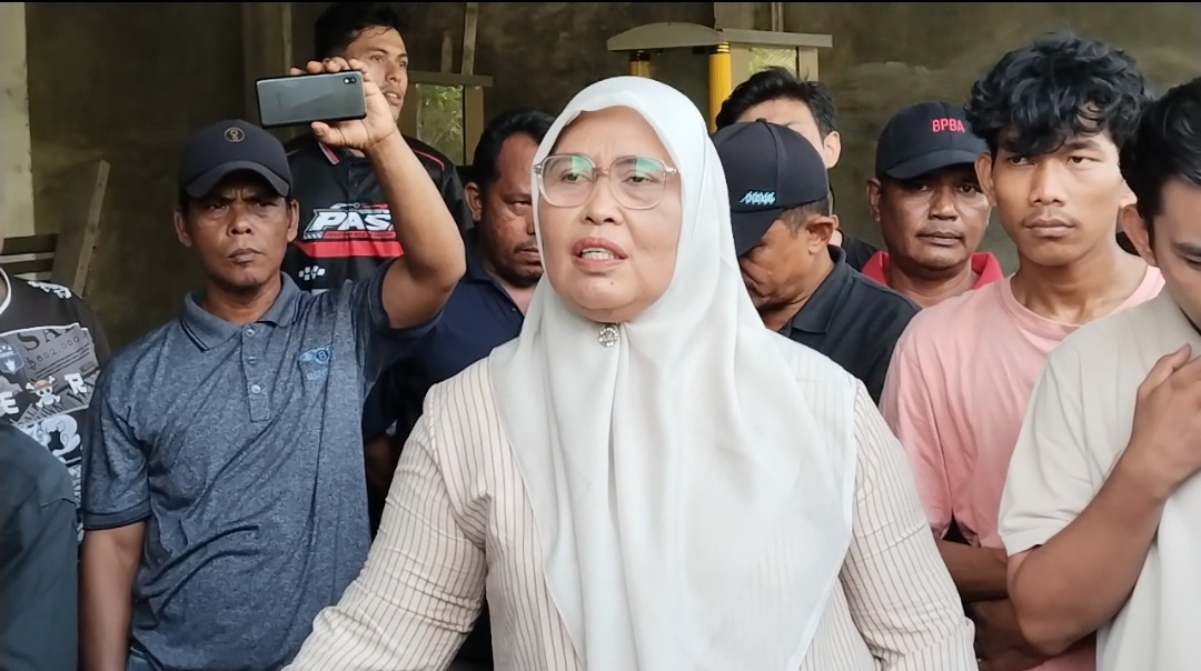 Hadang Truk Limbah FABA PLTU, Warga Akui Dapat Ancaman Hadang Truk Limbah FABA PLTU, Warga Akui Dapat Ancaman