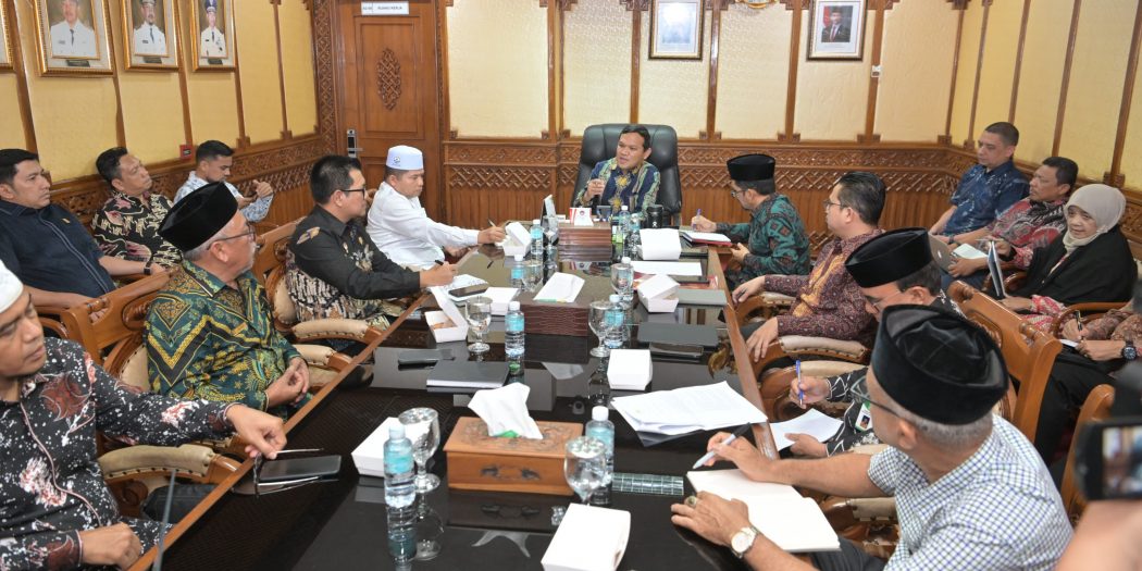 Wagub Aceh Terima Audiensi MPU Aceh Bahas Pelaksanaan Hukum Mawaris Wagub Aceh Terima Audiensi MPU Aceh Bahas Pelaksanaan Hukum Mawaris