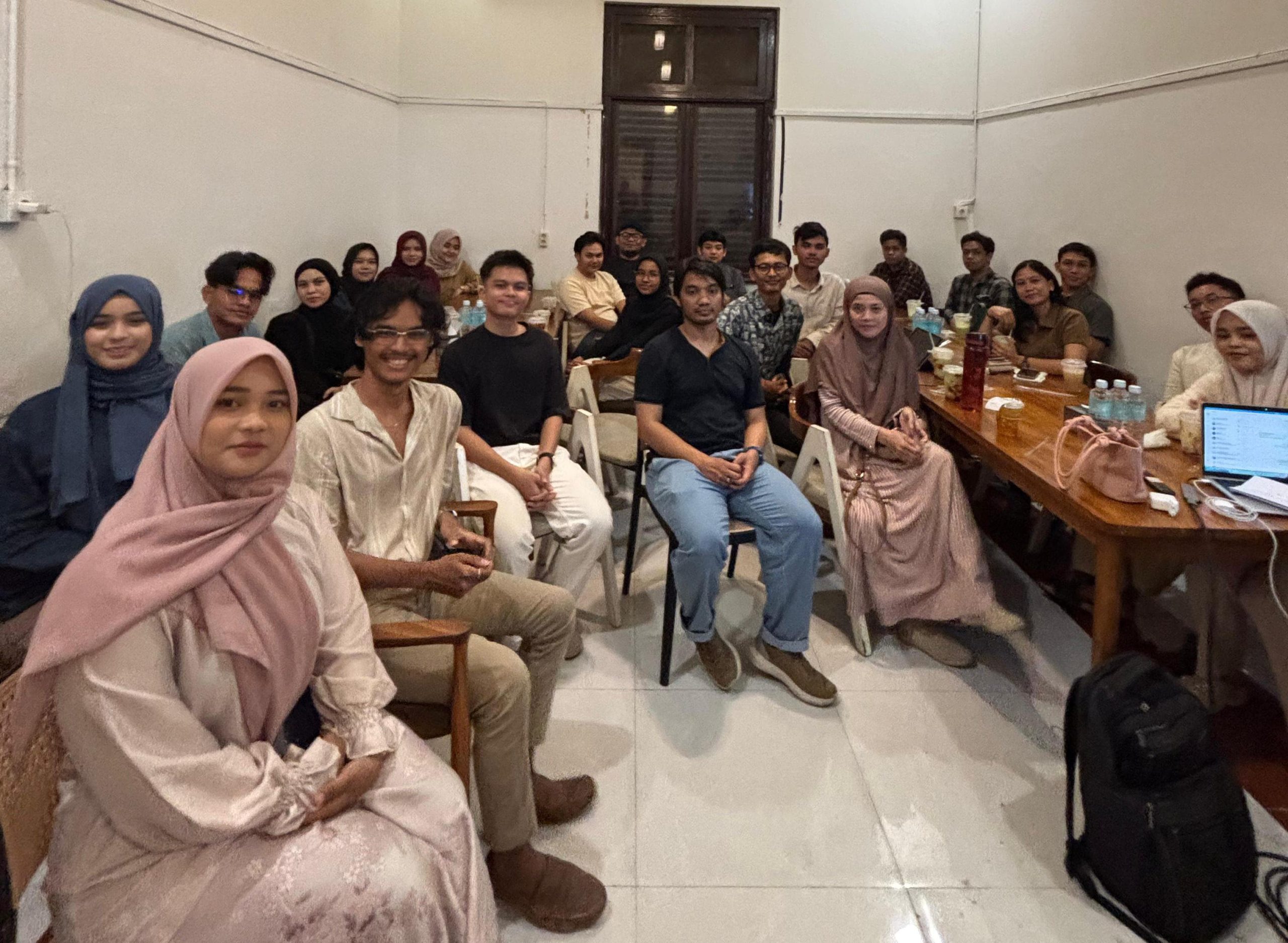 KOPLO Community Gelar Working Abroad Series, Kupas Peluang Karier Global dari MIT hingga Amazon KOPLO Community Gelar Working Abroad Series, Kupas Peluang Karier Global dari MIT hingga Amazon