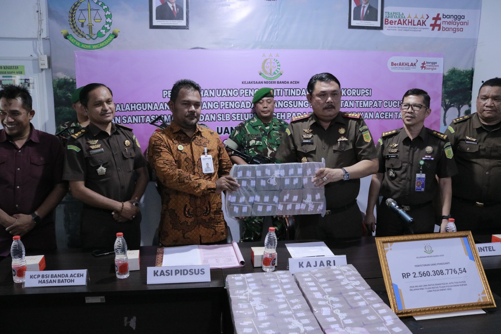 Kejari Banda Aceh Setor Rp2,56 Miliar Uang Pengganti Korupsi Pengadaan Wastafel ke Kas Negara