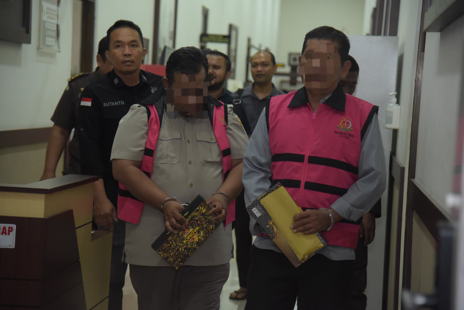 Kejati Aceh Tahan Dua Tersangka Korupsi Pengadaan Tanah Irigasi Sigulai, Kerugian Capai Rp2,2 Miliar