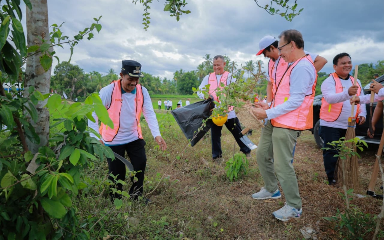 Pemkab Aceh Besar Bersihkan Saluran Irigasi untuk Dukung Produktivitas Petani