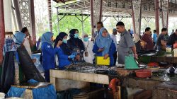 Sinergi Jaga Keamanan Pangan, BBPOM Aceh dan BPPMHKP Perkuat Pengawasan di Pasar Sinergi Jaga Keamanan Pangan, BBPOM Aceh dan BPPMHKP Perkuat Pengawasan di Pasar