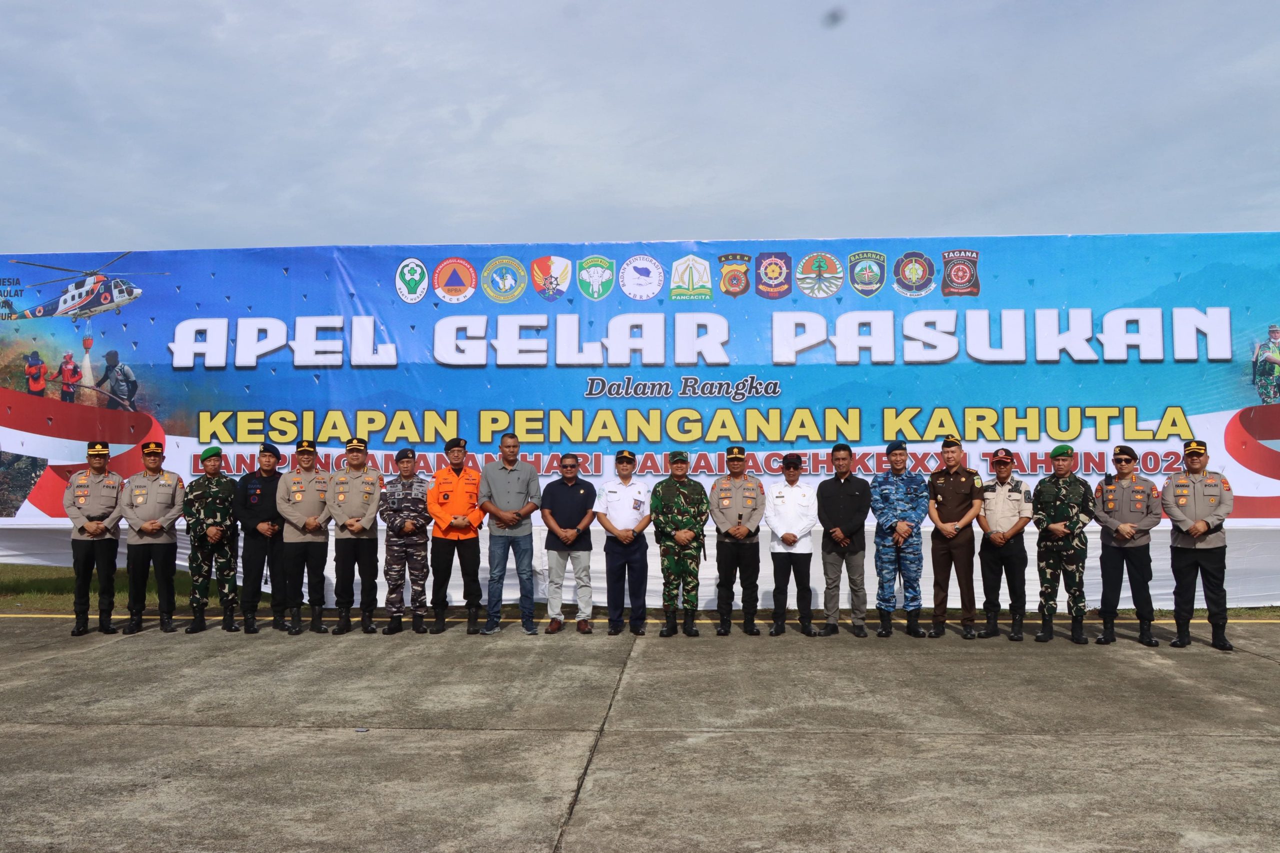 Kapolda Aceh dan Kasdam IM Pimpin Apel Gelar Pasukan, TNI-Polri dan Pemda Siap Tangani Karhutla serta Amankan HDA