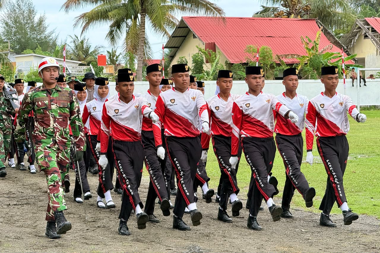 Pemkab Aceh Barat Gelar Gotong Royong dan Gladi Upacara HUT RI Ke 81 Pemkab Aceh Barat Gelar Gotong Royong dan Gladi Upacara HUT RI Ke 81