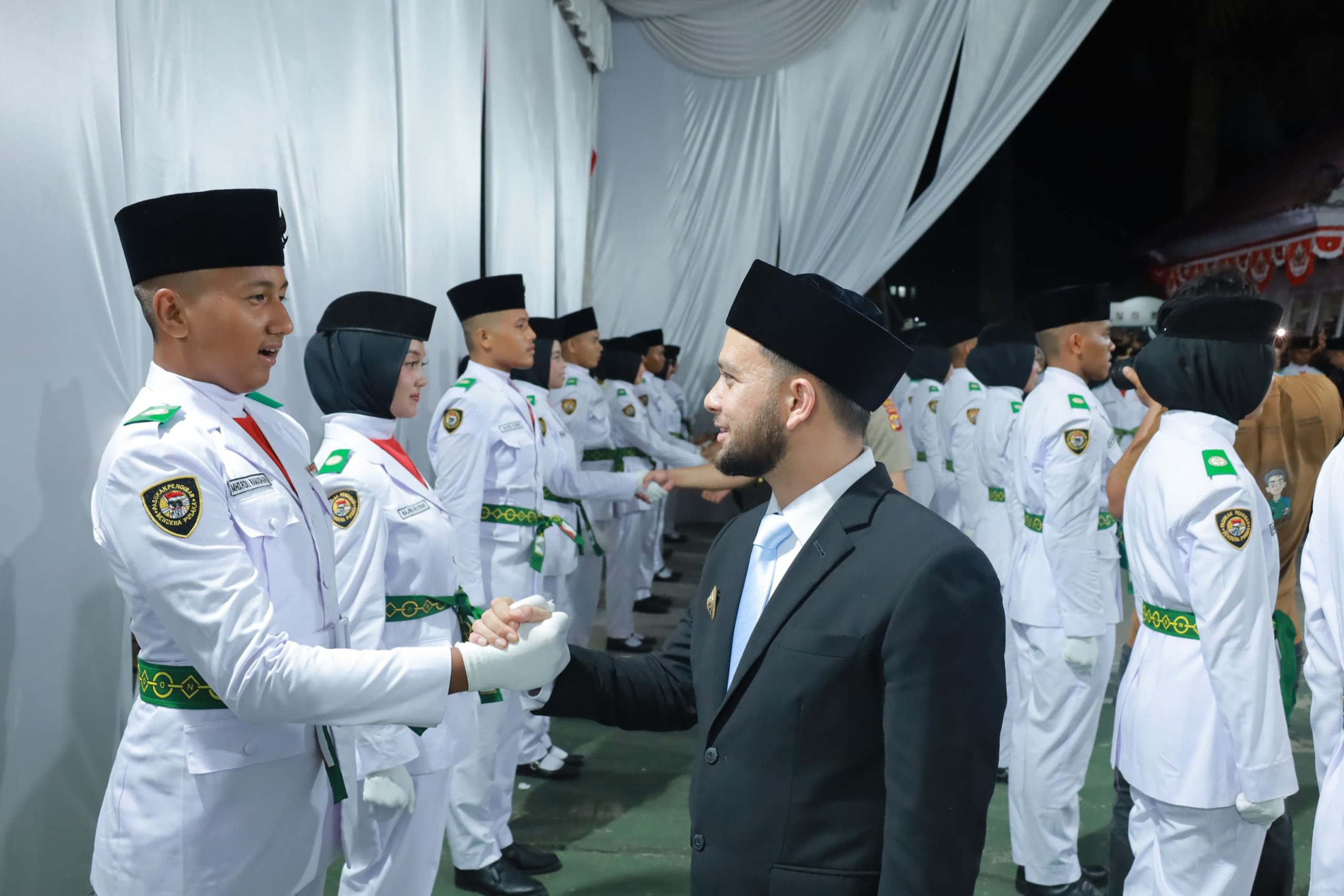 Bupati Aceh Barat Kukuhkan Paskibraka 2026 Bupati Aceh Barat Kukuhkan Paskibraka 2026