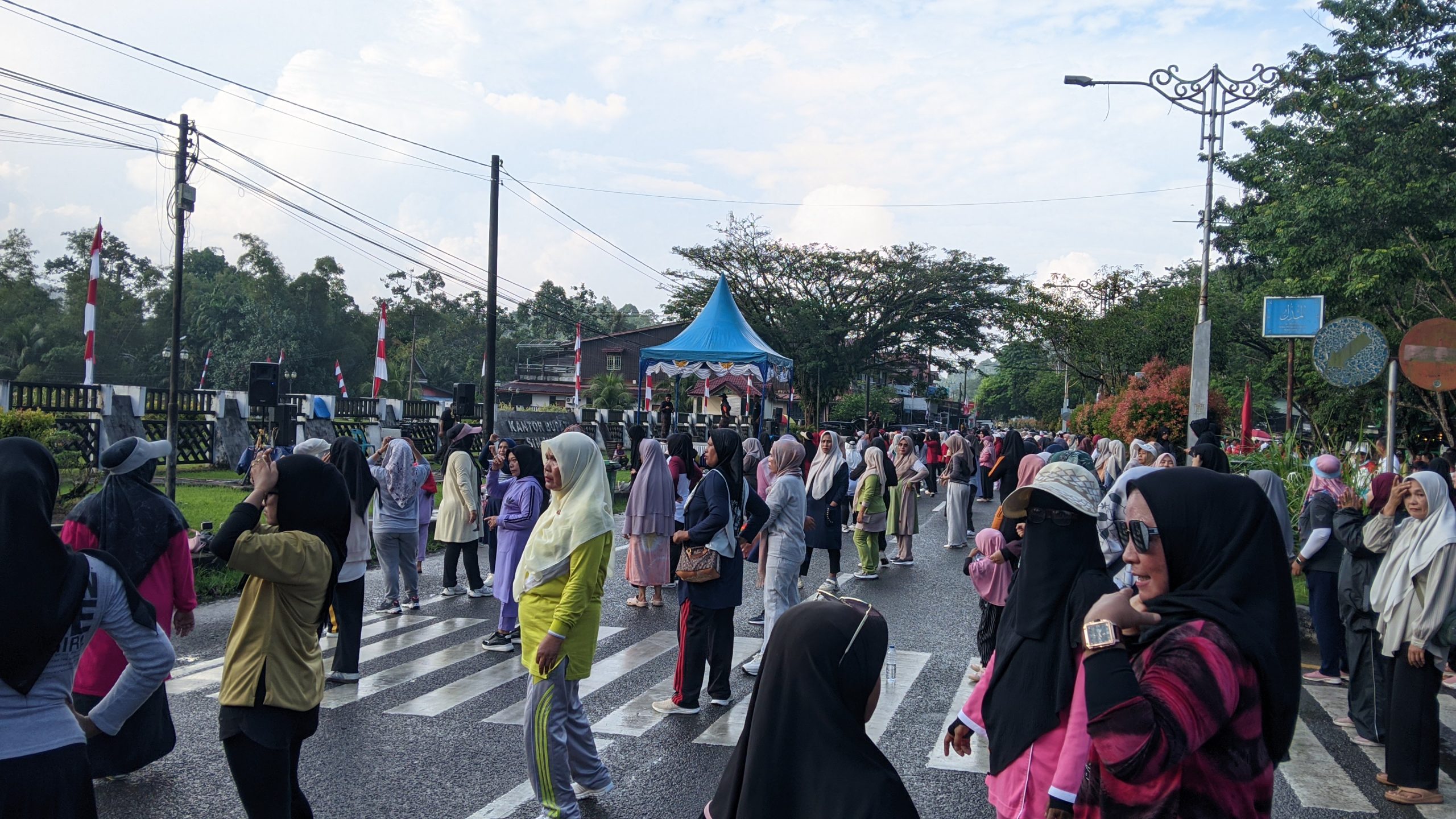 CFD Simeulue Jadi Ruang Publik dan Pusat Pemasaran Produk UMKM CFD Simeulue Jadi Ruang Publik dan Pusat Pemasaran Produk UMKM