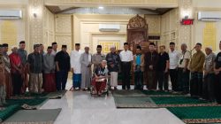Baitul Mal Banda Aceh Santuni Mualaf yang Baru Bersyahadat di Gampong Panteriek
