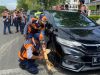 Dishub Banda Aceh Gembok 10 Mobil yang Parkir di Badan Jalan