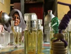 Bea Cukai Banda Aceh Bebaskan Cukai Etil Alkohol untuk Dorong Industri Parfum