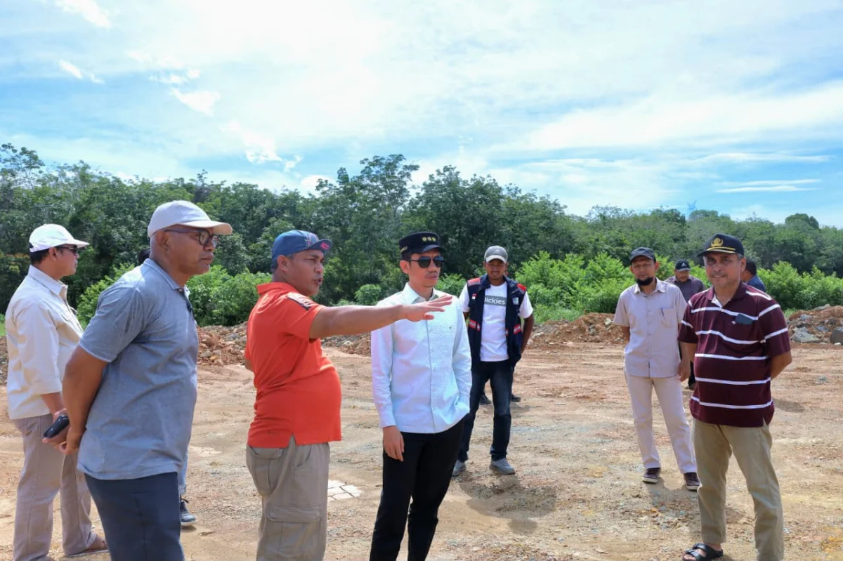 Bupati Aceh Barat Pastikan Pembangunan Sekolah Rakyat Dimulai Oktober 2026 Bupati Aceh Barat Pastikan Pembangunan Sekolah Rakyat Dimulai Oktober 2026