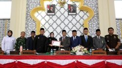 Wali Kota Illiza Serahkan Rancangan Perubahan APBK Banda Aceh 2026 ke DPRK