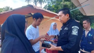 Dekatkan Layanan ke Warga, Bupati Simeulue Buka Pelayanan Kesehatan di Pulau Teupah