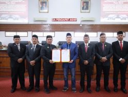 Bupati dan DPRK Aceh Besar Sepakati Perubahan APBK 2026