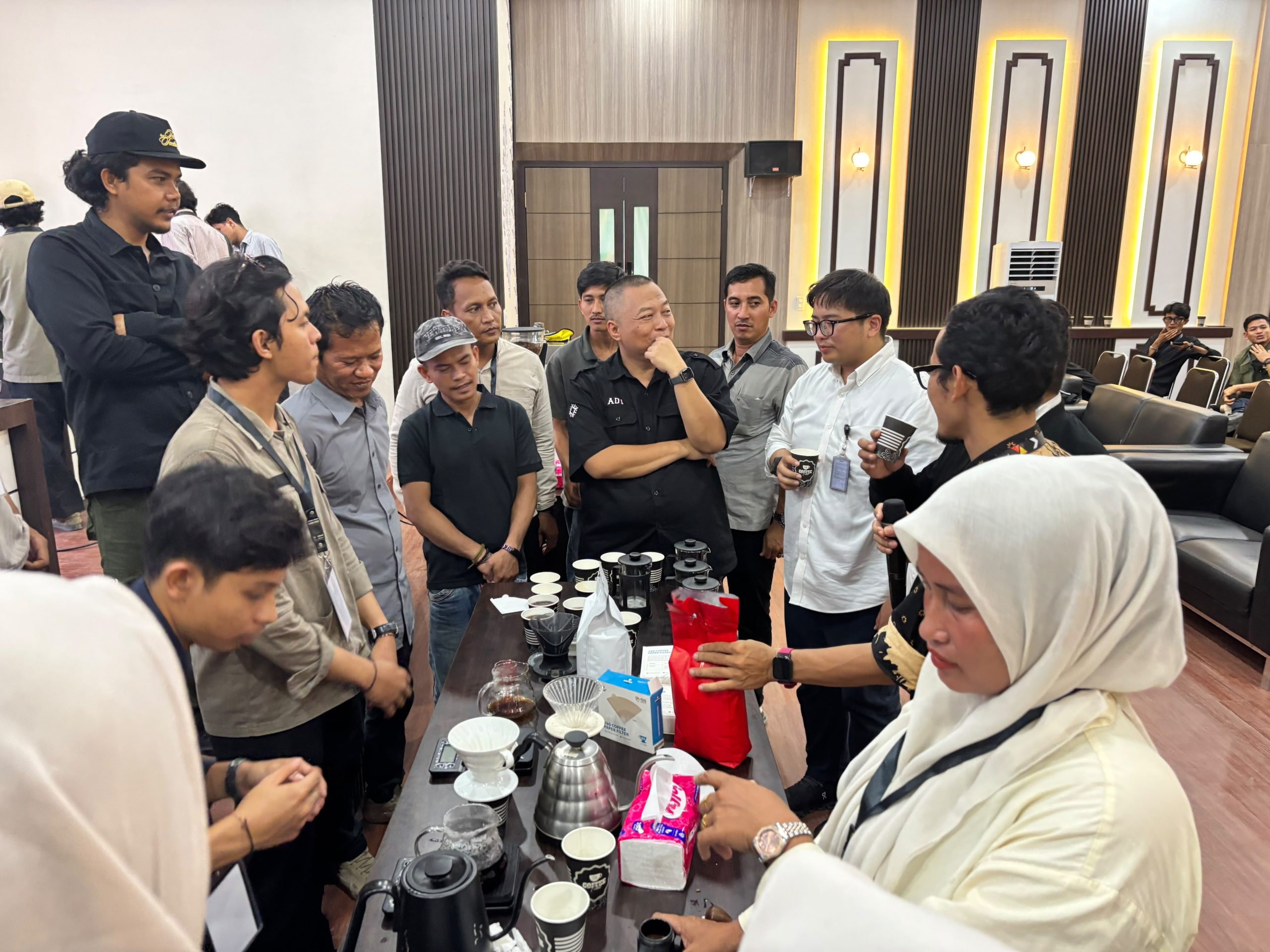 Ekraf Peduli 2026 Bekali 112 Peserta di Aceh Tamiang dengan Kompetensi Barista Ekraf Peduli 2026 Bekali 112 Peserta di Aceh Tamiang dengan Kompetensi Barista