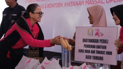 Ketua Umum Bhayangkari Serahkan 6.000 Paket Sembako untuk Masyarakat