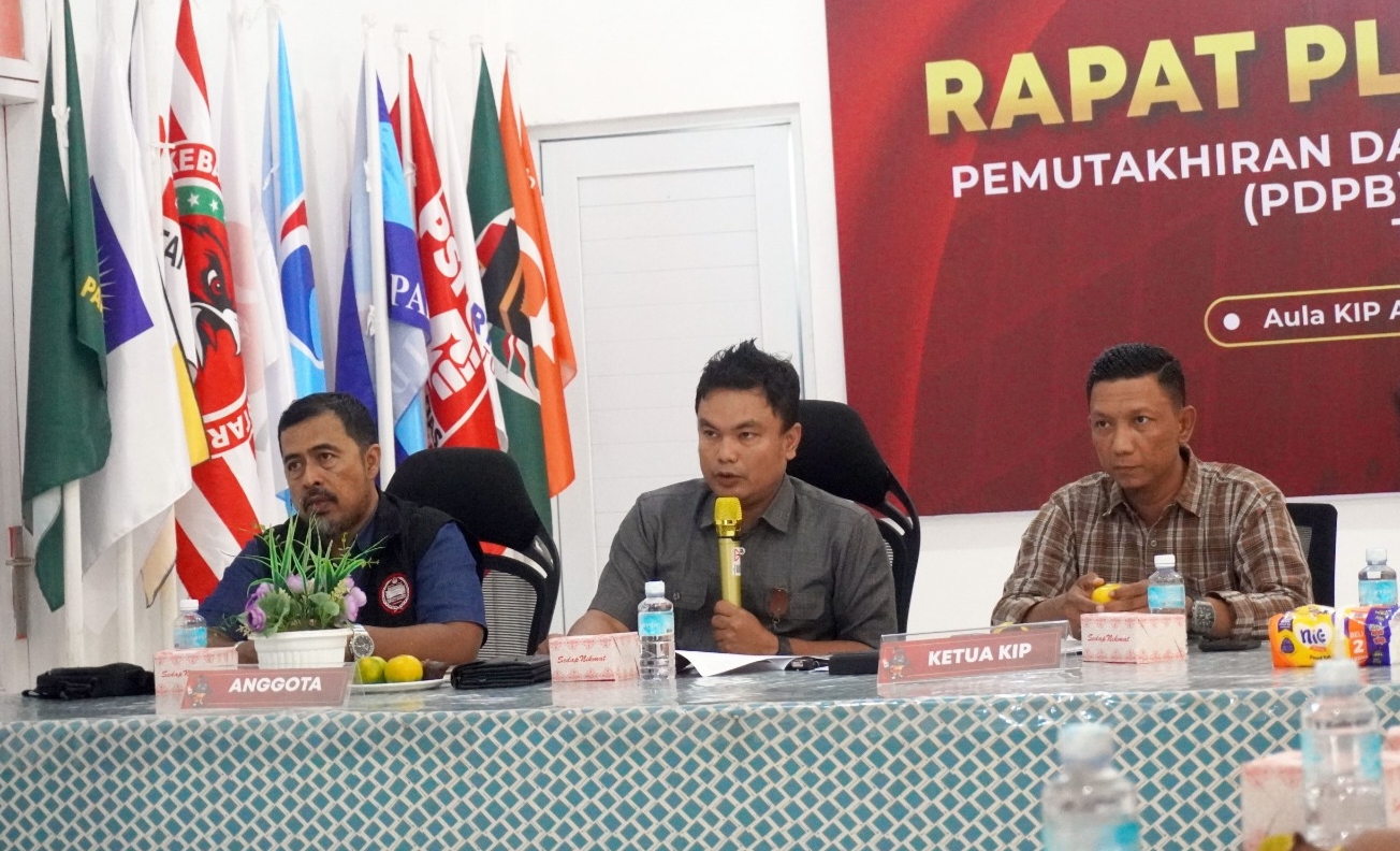 KIP Aceh Barat Tetapkan 152.782 Pemilih dalam Pleno PDPB Triwulan III 2026 KIP Aceh Barat Tetapkan 152.782 Pemilih dalam Pleno PDPB Triwulan III 2026