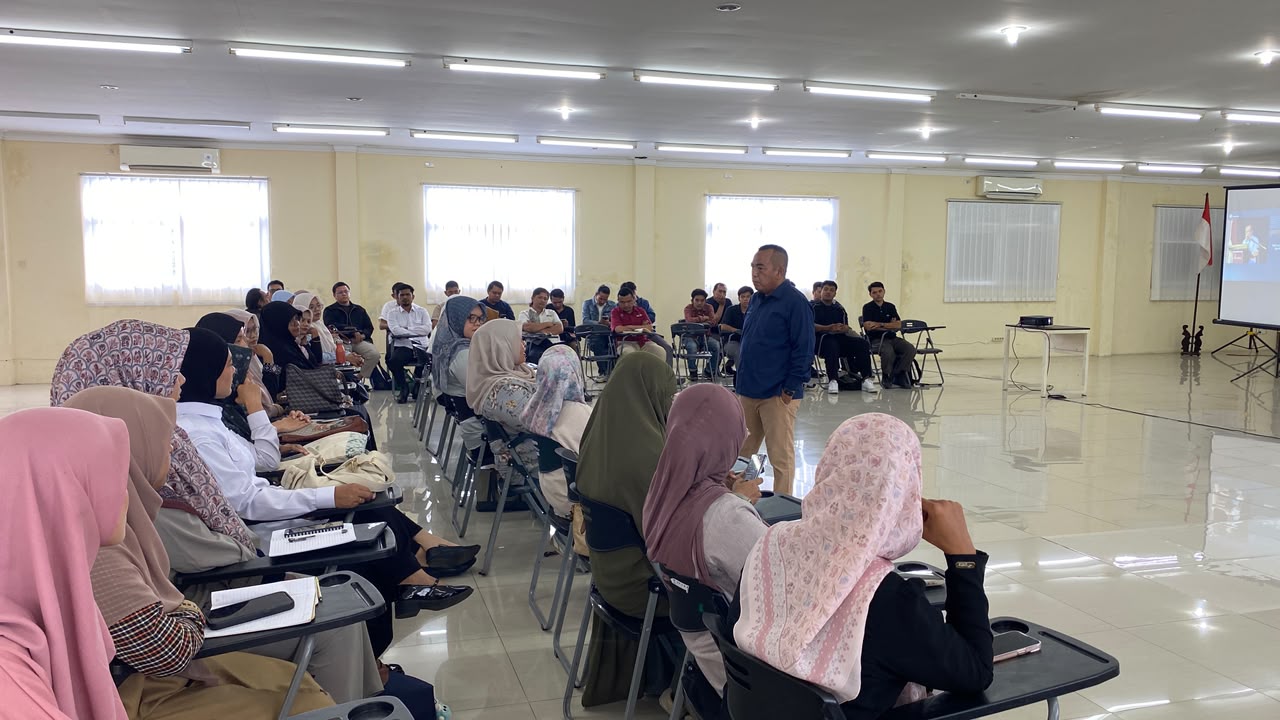 70 Pelaku Usaha Banda Aceh Ikuti Pelatihan Pemasaran Digital Berbasis AI