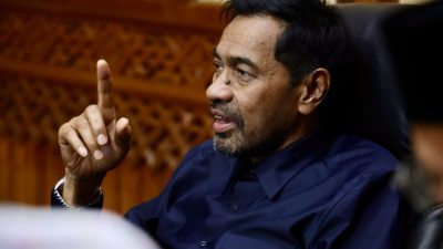 Mualem Minta Warga Waspadai Banjir dan Longsor Selama Musim Hujan