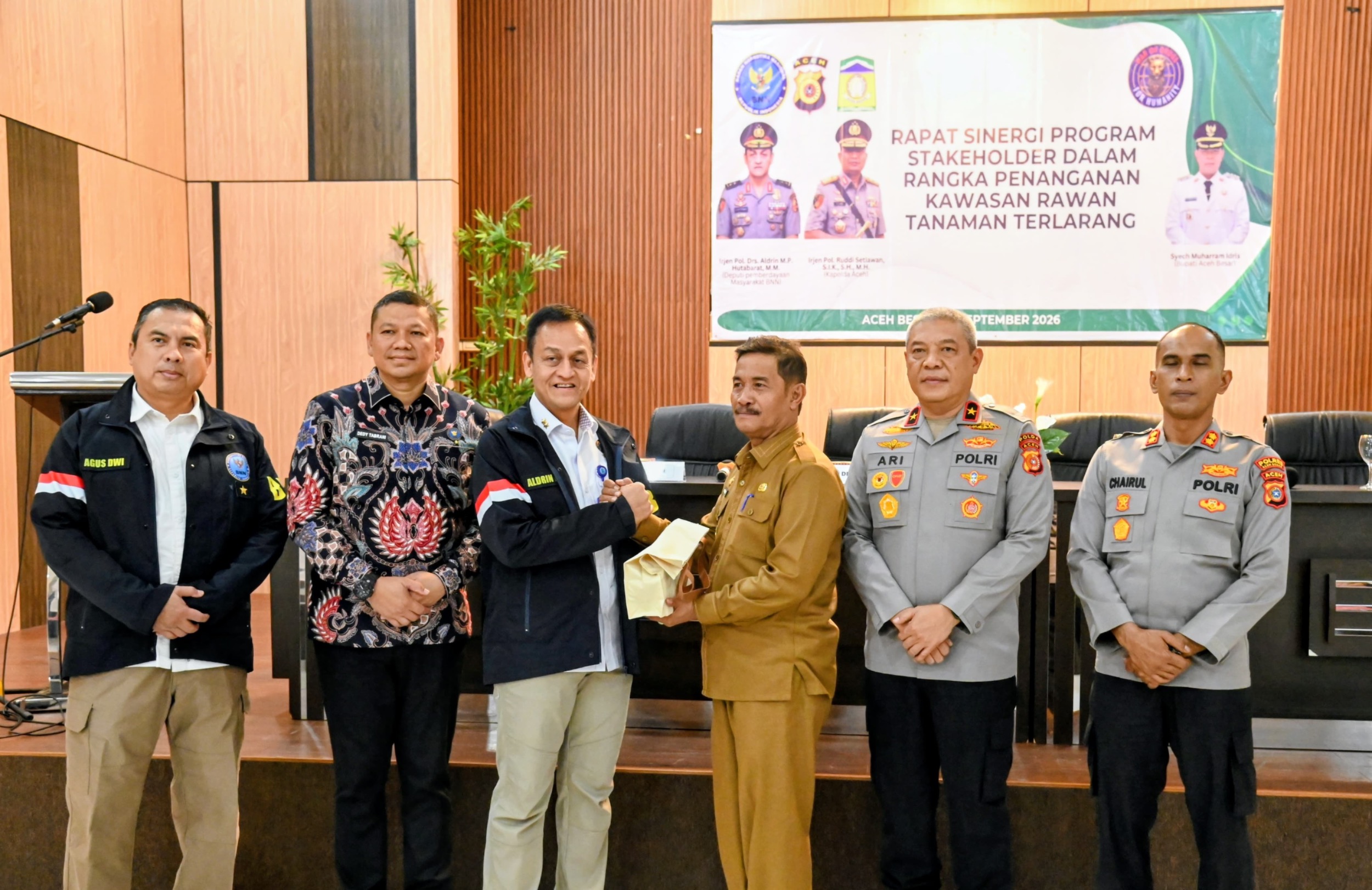 Pemkab Aceh Besar dan BNN Perkuat Sinergi Tangani Kawasan Rawan Tanaman Terlarang Pemkab Aceh Besar dan BNN Perkuat Sinergi Tangani Kawasan Rawan Tanaman Terlarang
