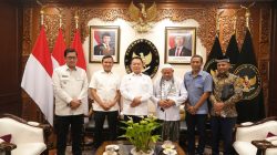 Abang Samalanga Temui Menko Polkam, Bahas Revisi UUPA dan Status Lapangan Blang Padang