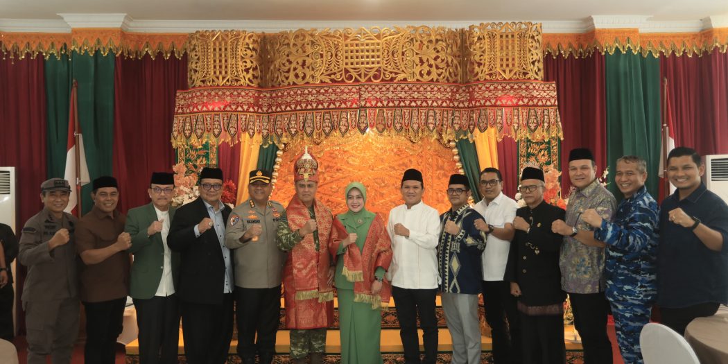 Wagub Aceh Sambut Pangdam Iskandar Muda Brigjen TNI Mahesa Fitriadi Wagub Aceh Sambut Pangdam Iskandar Muda Brigjen TNI Mahesa Fitriadi