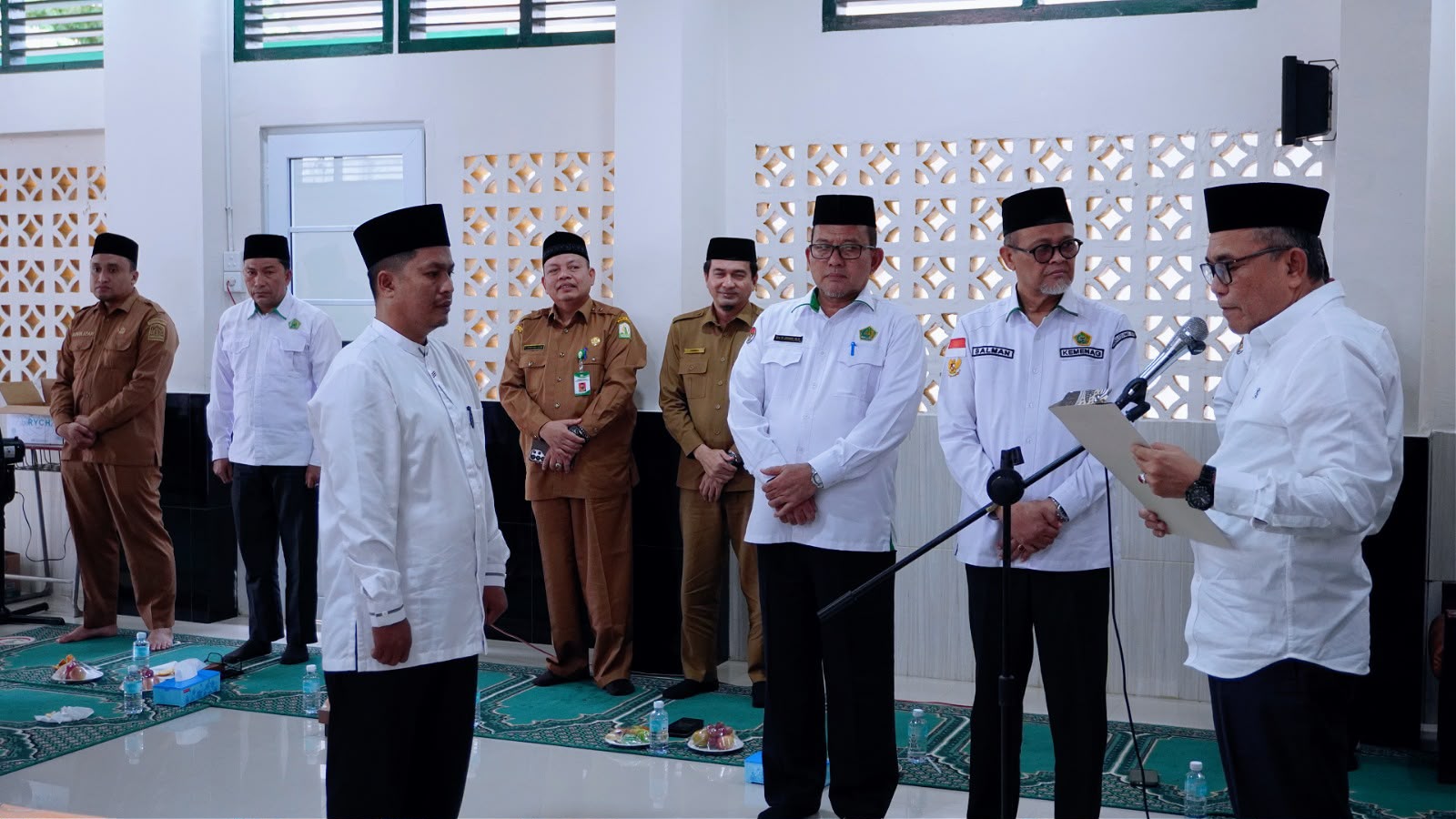 Tgk H. M. Mahmudi Resmi Pimpin MAS Darussyariah Masjid Raya Baiturrahman Aceh