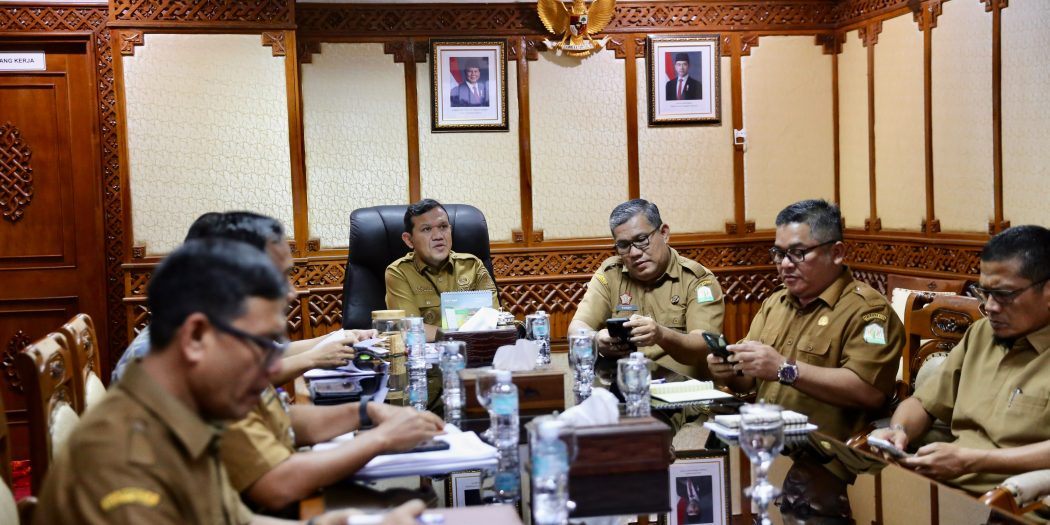 Dek Fadh Minta Pemkab dan Pemko Pastikan Lahan Huntap Tersedia, Target Rampung 2027 Dek Fadh Minta Pemkab dan Pemko Pastikan Lahan Huntap Tersedia, Target Rampung 2027