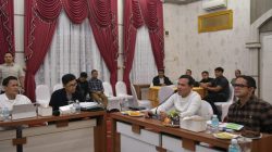 Wagub Aceh Pimpin Rapat Lanjutan Bahas Perubahan UUPA Wagub Aceh Pimpin Rapat Lanjutan Bahas Perubahan UUPA