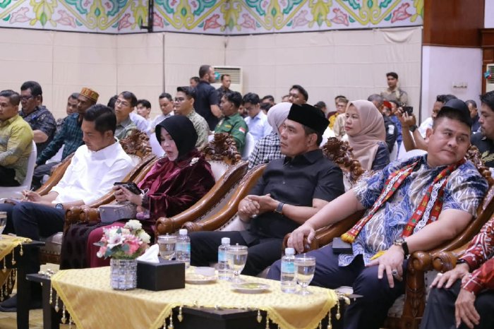 Bupati Aceh Besar Minta Pers Jaga Independensi dan Profesionalitas Bupati Aceh Besar Minta Pers Jaga Independensi dan Profesionalitas